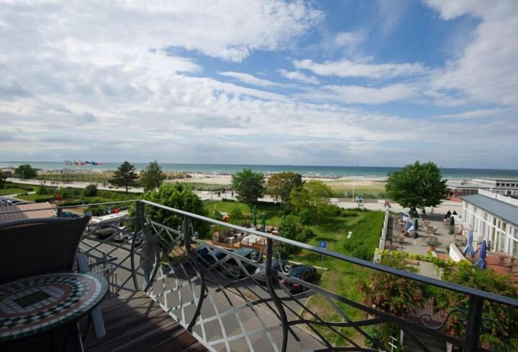 Villa Seeblick Warnemuende - Fewo Mit Meerblick Und Balkon Direkt Am Strand Fuer 2-4 Pers Росток Екстер'єр фото